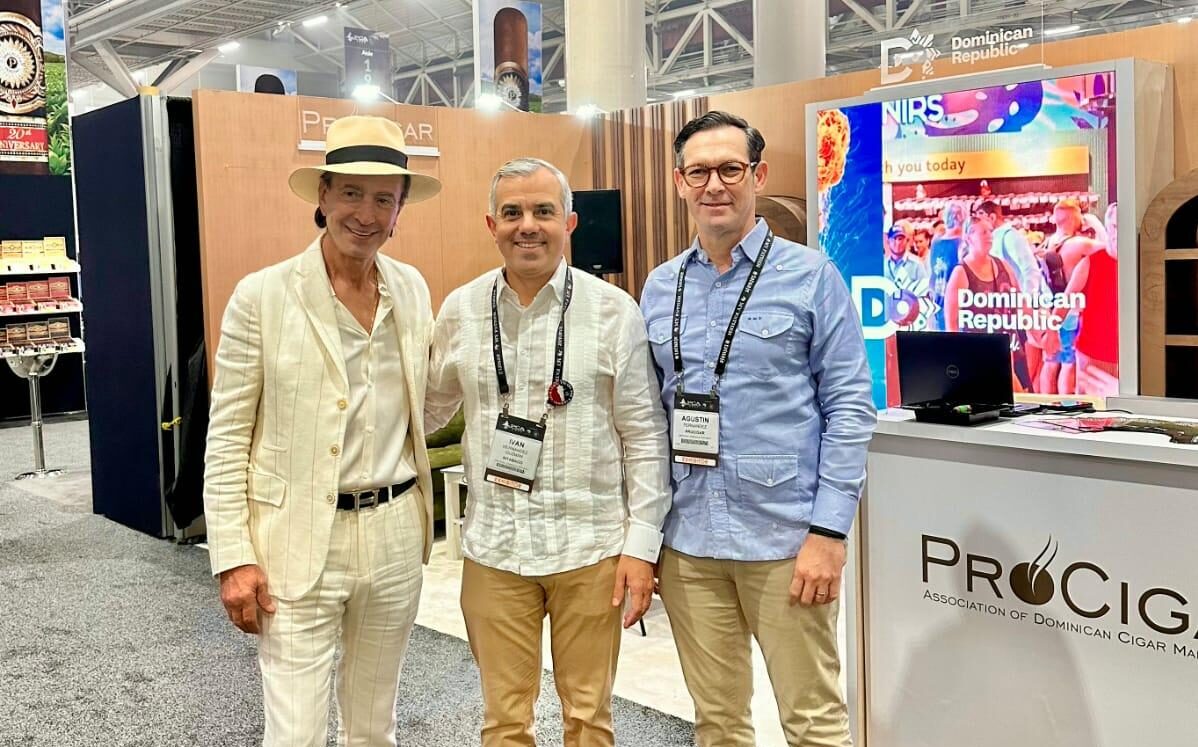 RD mantiene liderazgo mundial en elaboración y exportación de cigarros premium informa INTABACO